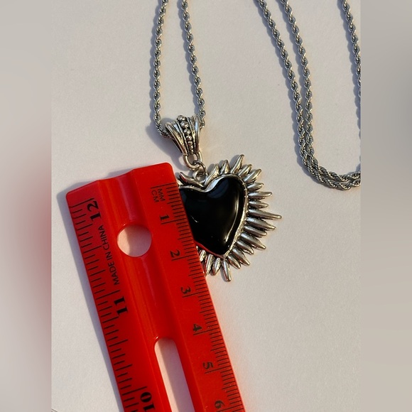 Sacred Heart Necklace Black Heart Silver Necklace Stainless Steel Chain New - Picture 9 of 12